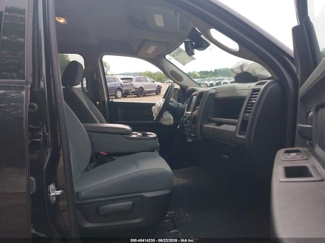 2019 RAM 1500 CLASSIC EXPRESS 4X4 6'4 BOX 5