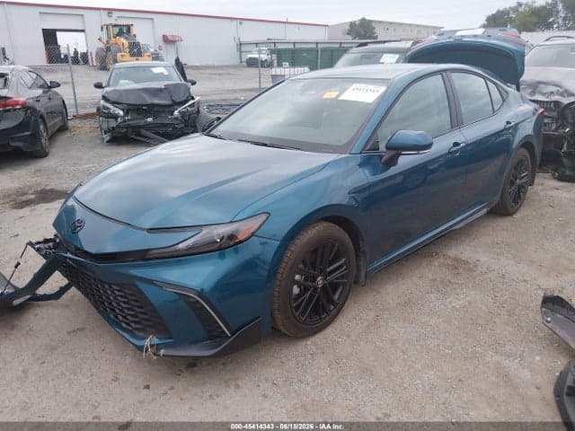 2026 TOYOTA CAMRY SE 2