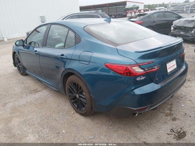 2026 TOYOTA CAMRY SE 3