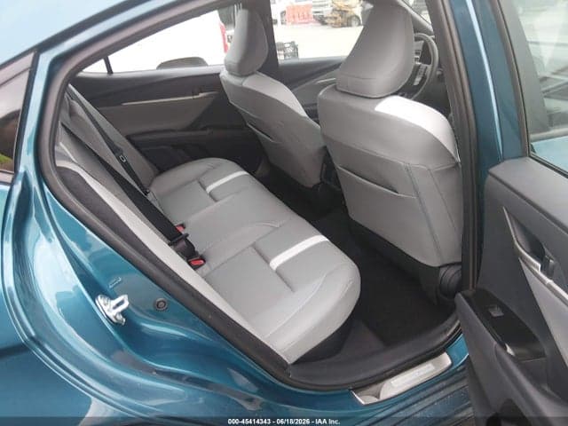 2026 TOYOTA CAMRY SE 8