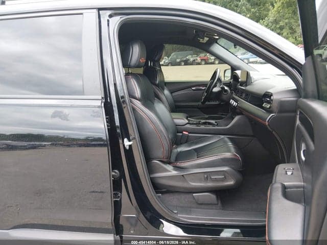 2023 HONDA PILOT AWD TRAILSPORT 5