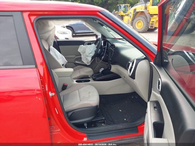 2023 KIA SOUL LX 5