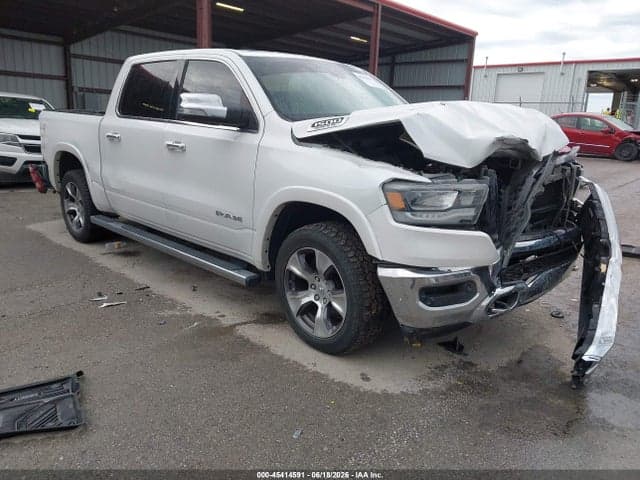 2019 RAM 1500 LARAMIE 4X4 5'7 BOX 1