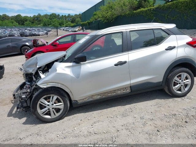 2019 NISSAN KICKS S 14