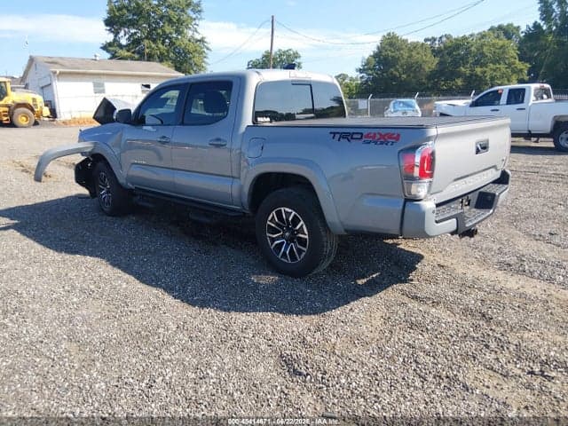 2021 TOYOTA TACOMA TRD SPORT 3