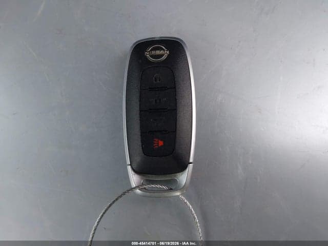 2025 NISSAN SENTRA SV 11