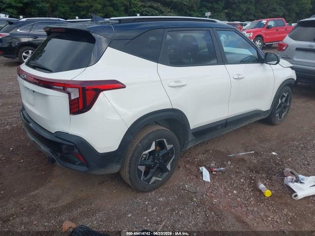 2025 KIA SELTOS S 4