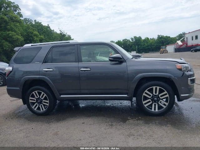 2022 TOYOTA 4RUNNER LIMITED 13