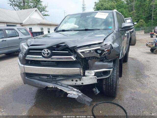 2022 TOYOTA 4RUNNER LIMITED 6