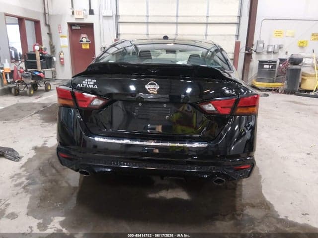 2022 NISSAN ALTIMA SL FWD 17