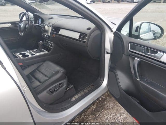 2017 VOLKSWAGEN TOUAREG V6 WOLFSBURG EDITION 5