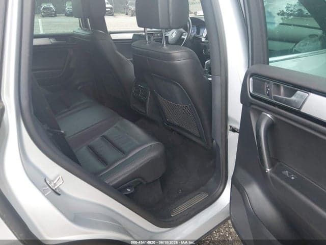 2017 VOLKSWAGEN TOUAREG V6 WOLFSBURG EDITION 8