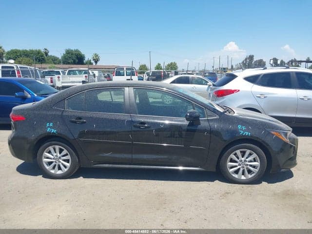 2025 TOYOTA COROLLA LE 14