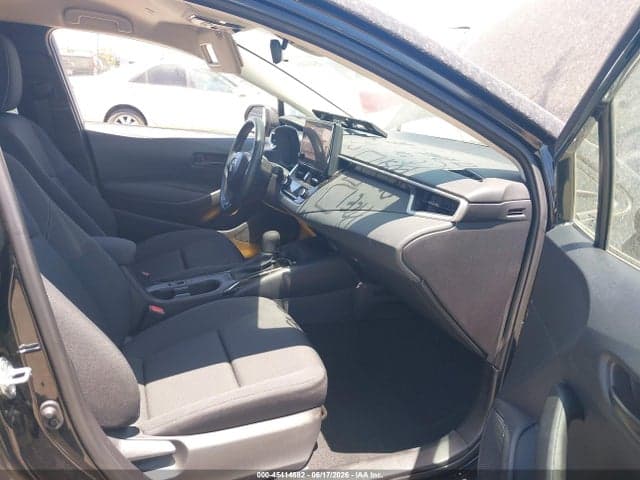 2025 TOYOTA COROLLA LE 5