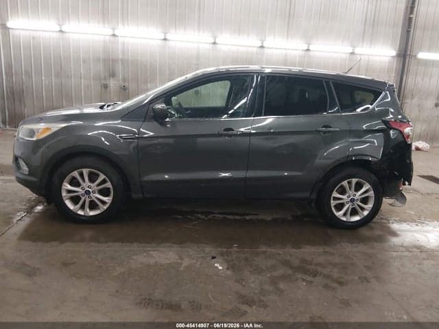 2017 FORD ESCAPE SE 15