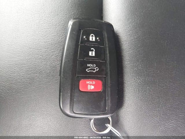 2020 TOYOTA RAV4 XLE PREMIUM 11