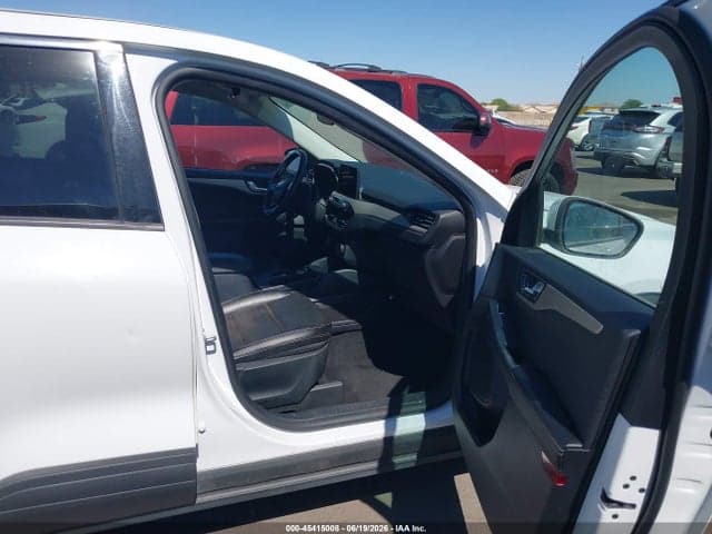 2022 FORD ESCAPE SEL 5