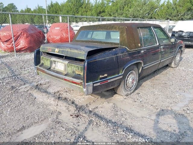 1992 CADILLAC DEVILLE 4