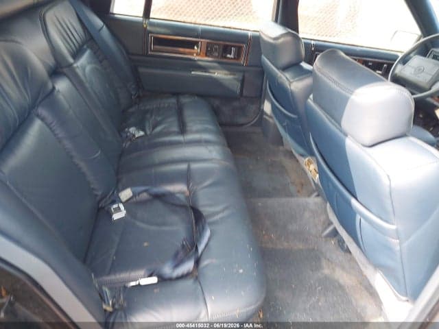 1992 CADILLAC DEVILLE 8