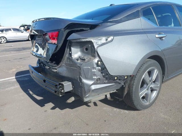 2019 NISSAN ALTIMA 2.5 S 18