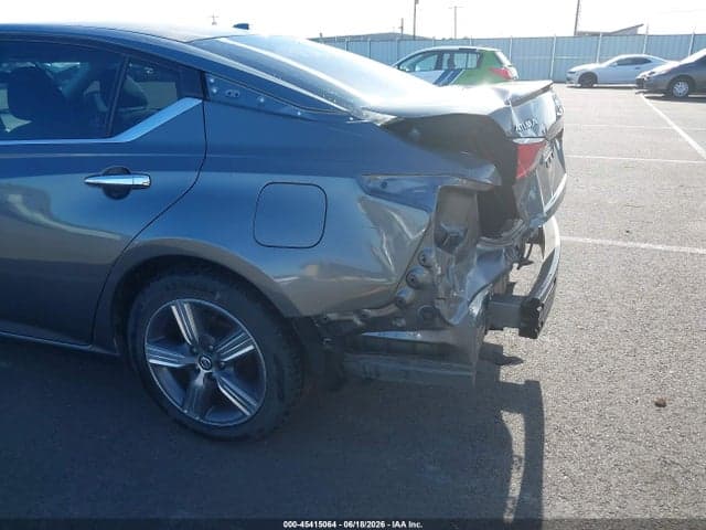 2019 NISSAN ALTIMA 2.5 S 19