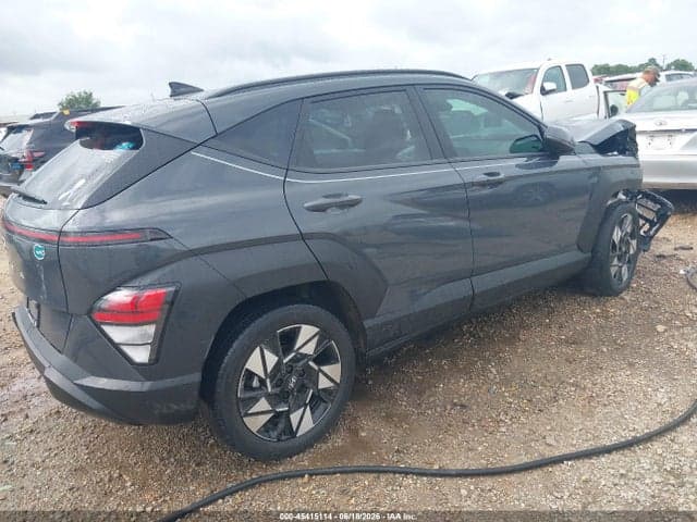 2024 HYUNDAI KONA SEL 4
