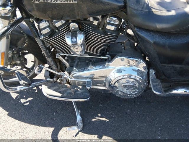 2017 HARLEY-DAVIDSON FLHXS STREET GLIDE SPECIAL 9