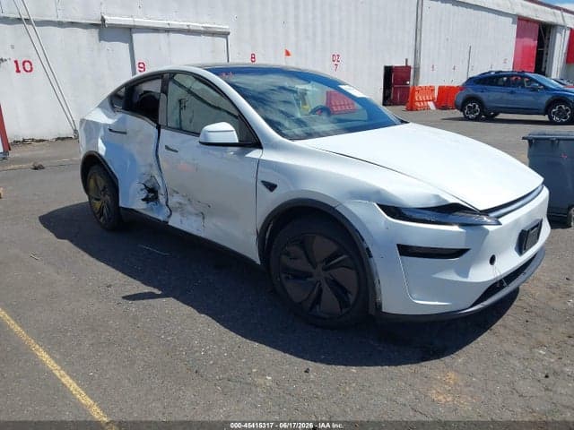2026 TESLA MODEL Y 2