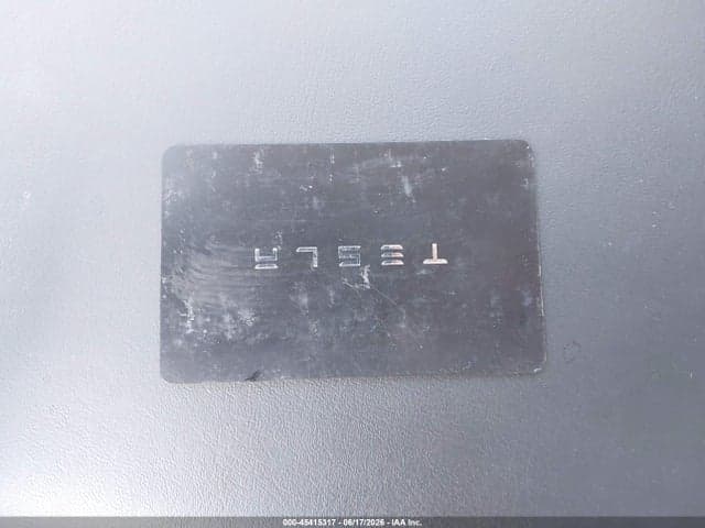 2026 TESLA MODEL Y 12