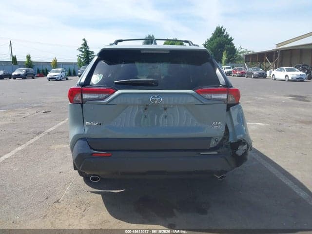 2019 TOYOTA RAV4 XLE PREMIUM 16