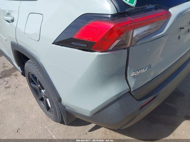 2019 TOYOTA RAV4 XLE PREMIUM 18