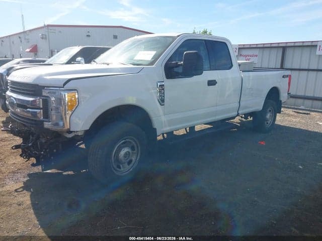 2017 FORD F-350 XLT 2