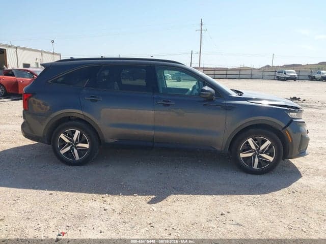 2023 KIA SORENTO S 12