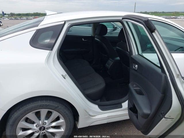 2017 KIA OPTIMA LX 8