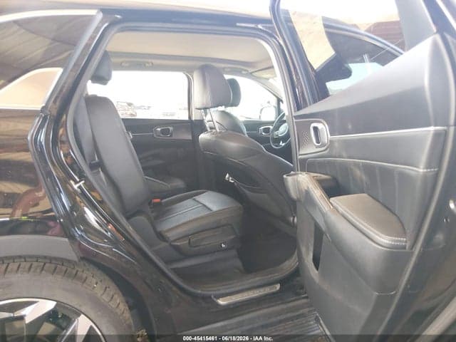 2024 KIA SORENTO SX 8
