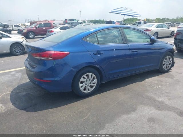 2018 HYUNDAI ELANTRA SE 4