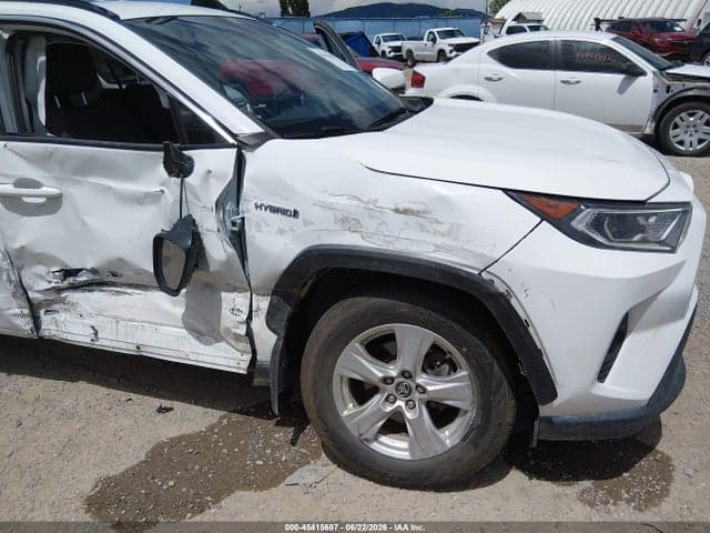 2020 TOYOTA RAV4 HYBRID XLE 6