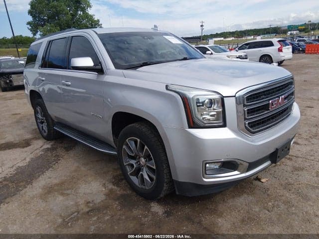 2017 GMC YUKON SLT 1