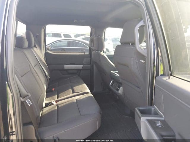 2025 FORD F-150 XLT 8