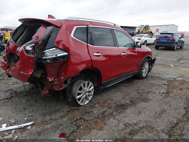 2017 NISSAN ROGUE SV 4