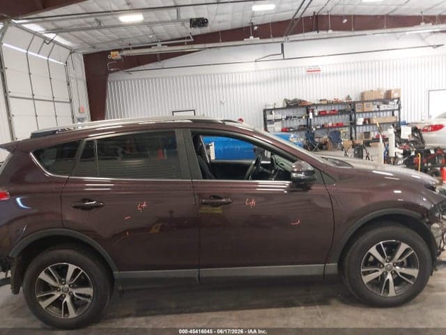 2018 TOYOTA RAV4 XLE 13