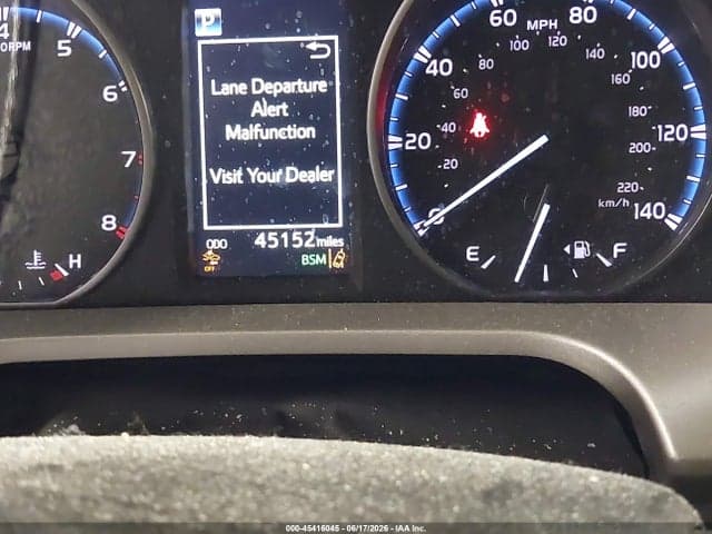 2018 TOYOTA RAV4 XLE 15