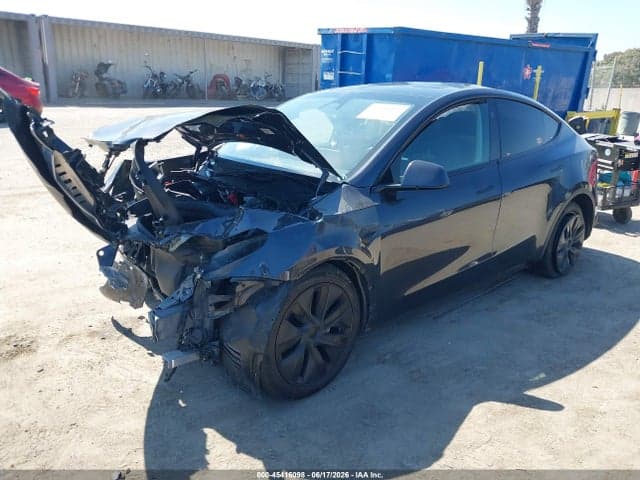 2024 TESLA MODEL Y 3