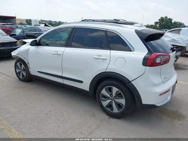 2017 KIA NIRO EX 3