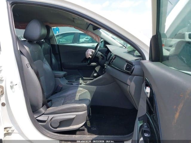 2017 KIA NIRO EX 5