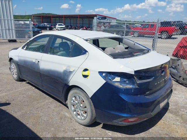 2020 HYUNDAI ELANTRA SE 3