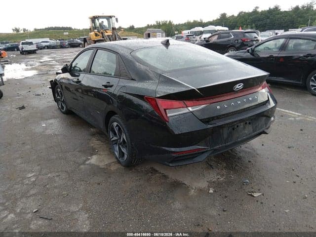 2023 HYUNDAI ELANTRA SEL 3