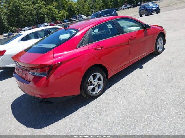 2021 HYUNDAI ELANTRA SE 4