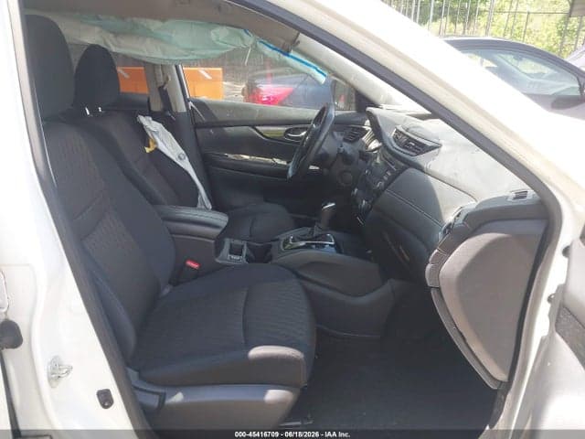 2017 NISSAN ROGUE SV 5