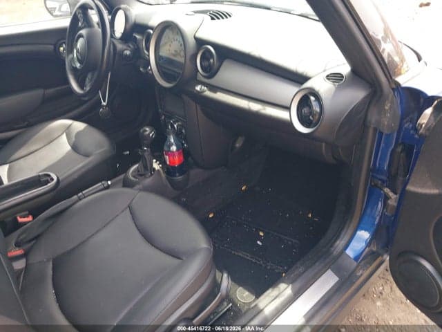 2013 MINI CONVERTIBLE COOPER 5